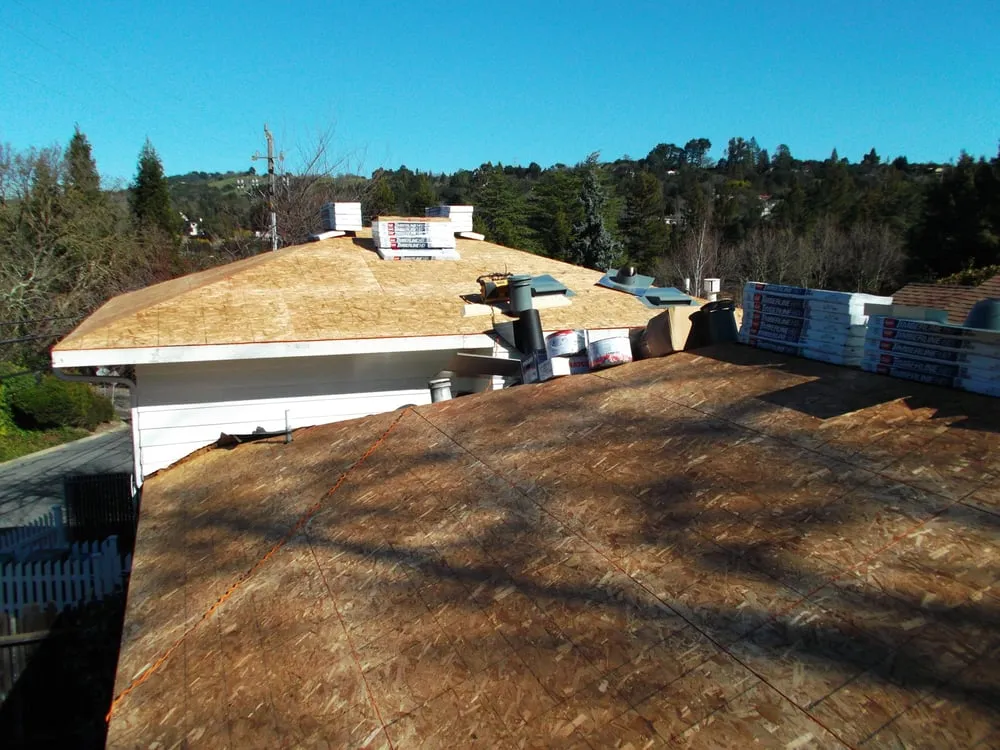 Slide of Elliott & Son Roofing