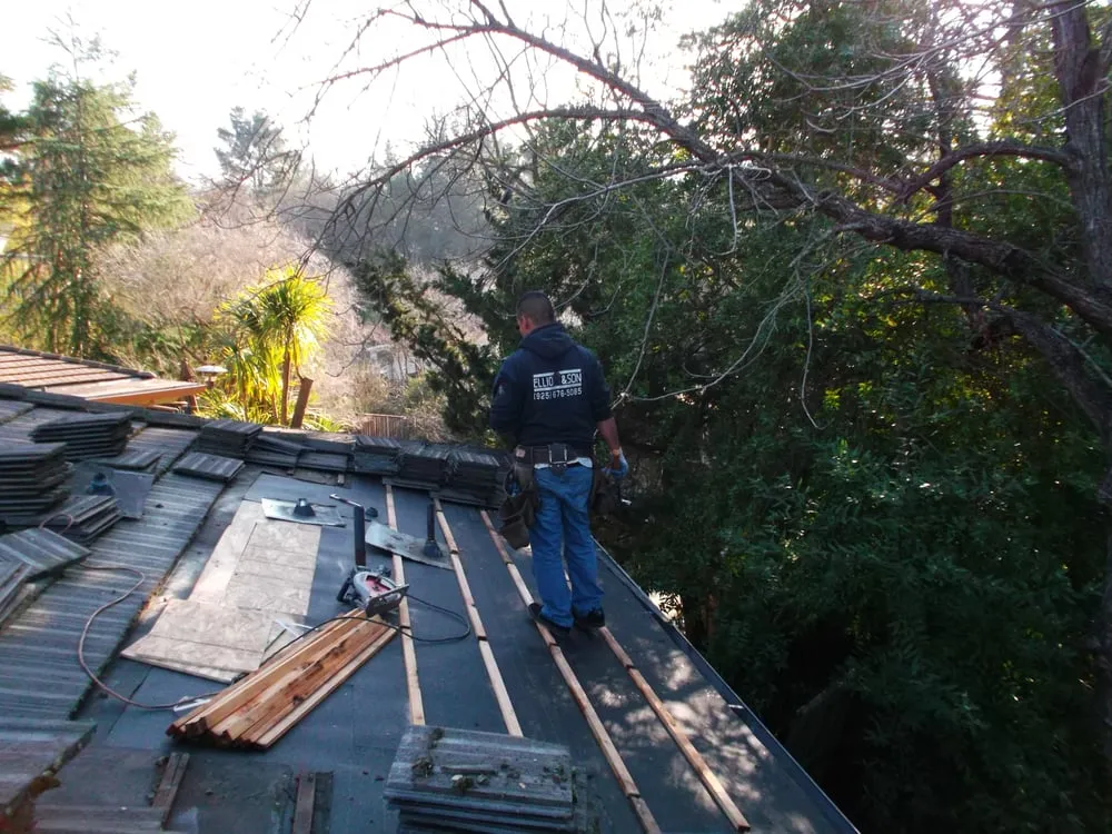 Slide of Elliott & Son Roofing