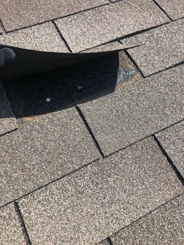 Slide of Elliott Roofing