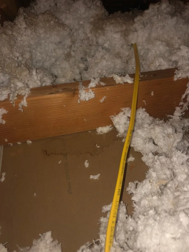 Slide of Elliott Roofing