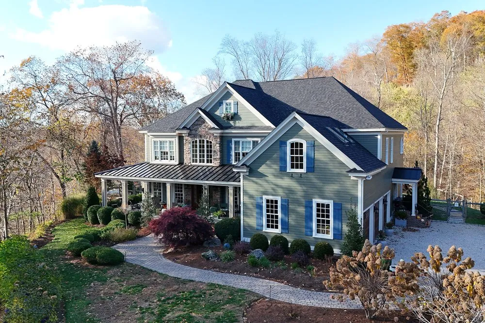 Slide of Ellis Builders