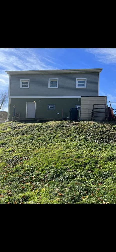 Slide of Ellwood Construction Group