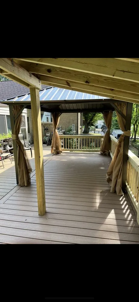 Slide of Ellwood Construction Group