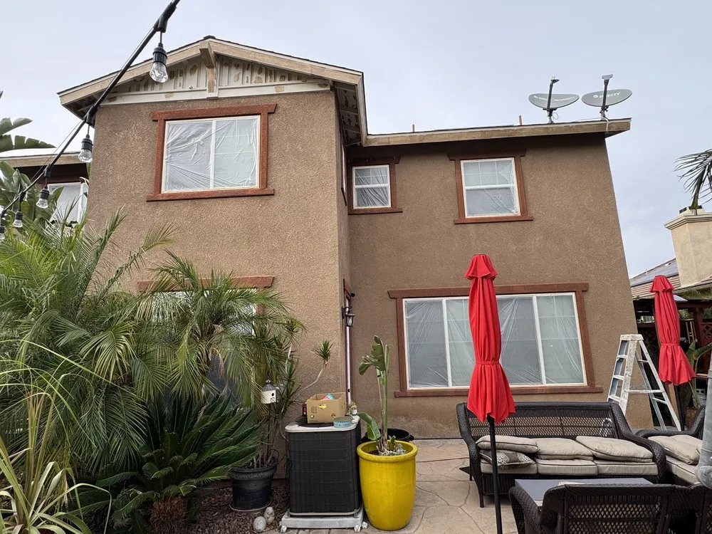 Slide of Elor Energy