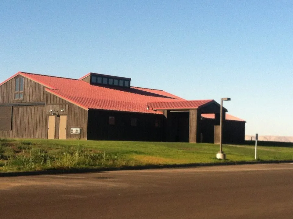 Slide of Elsom Roofing