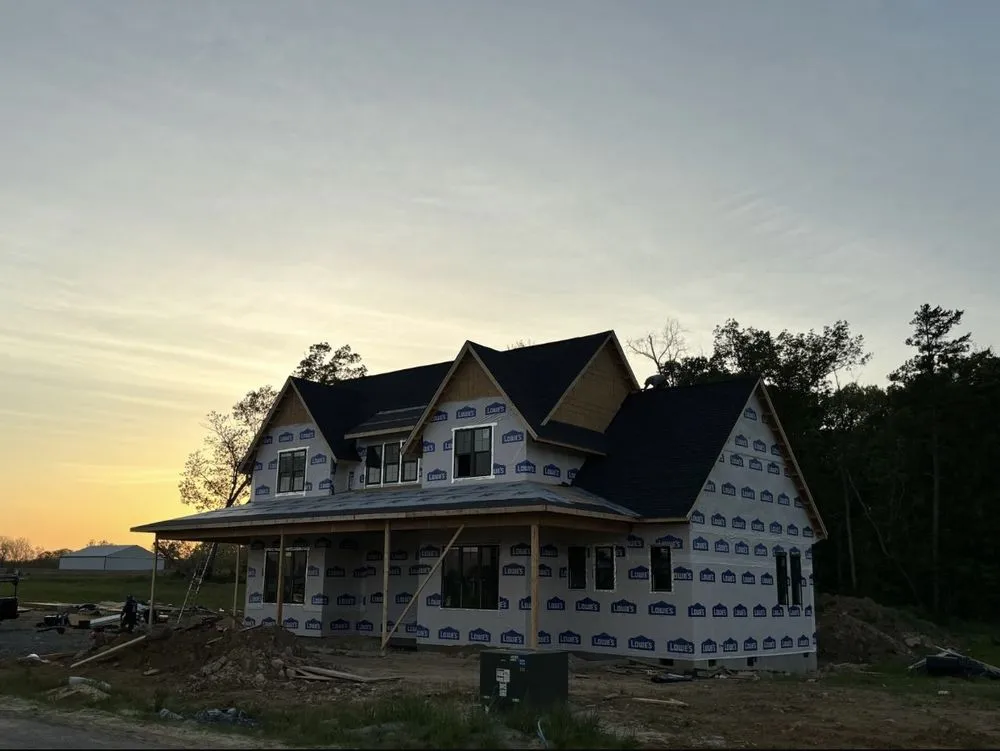 Slide of ElvinSiding