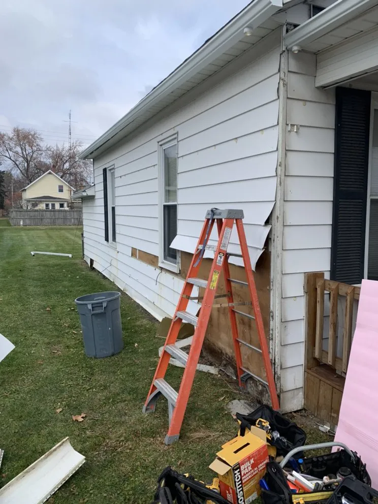 Expert flat roof repair in Edon, OH - Ely Construction