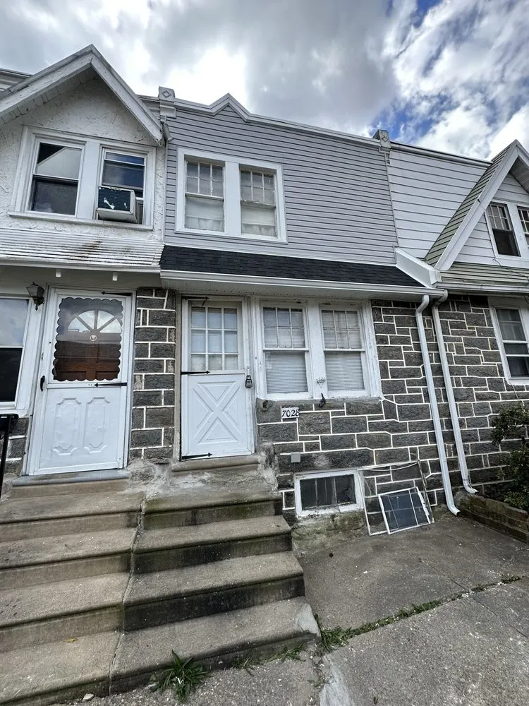 Slide of EM Renovations