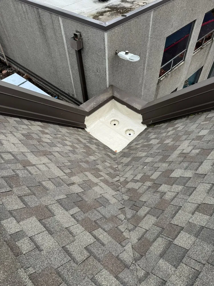 Slide of Emerald Builds