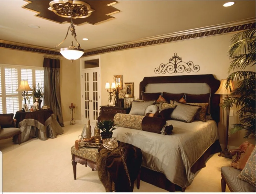 Slide of Emerald Cleaning & Contracting Services