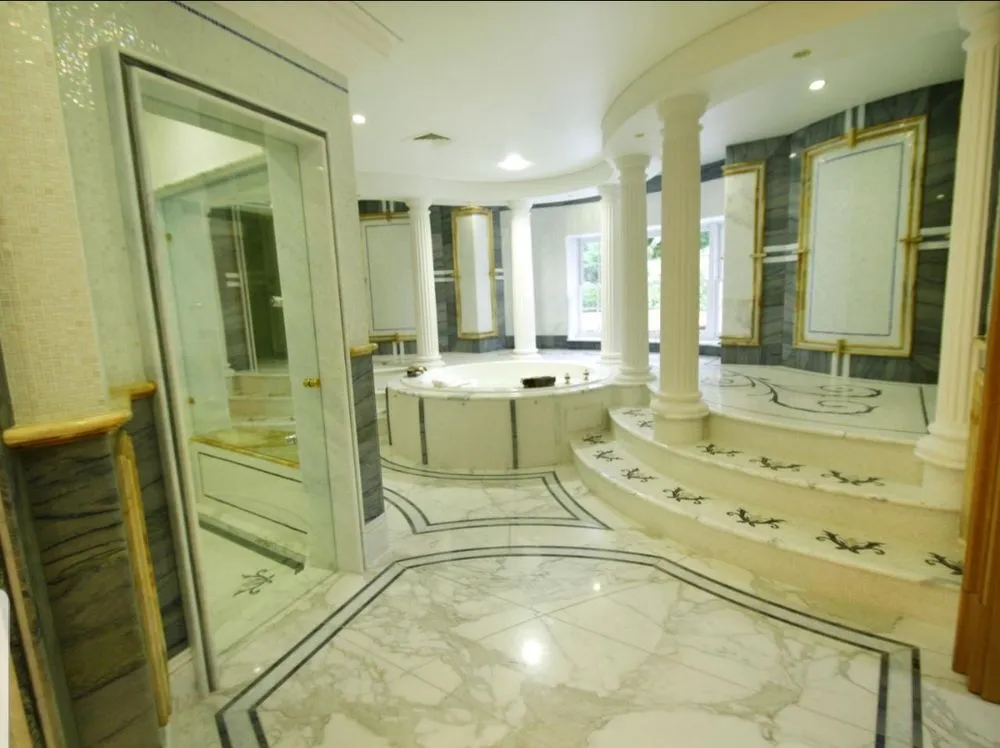 Slide of Emerald Cleaning & Contracting Services