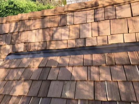 Emerald Green Roofing Logo