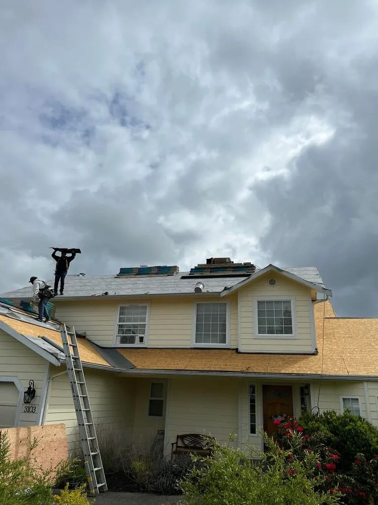 Slide of Emerald Mountain Roofing