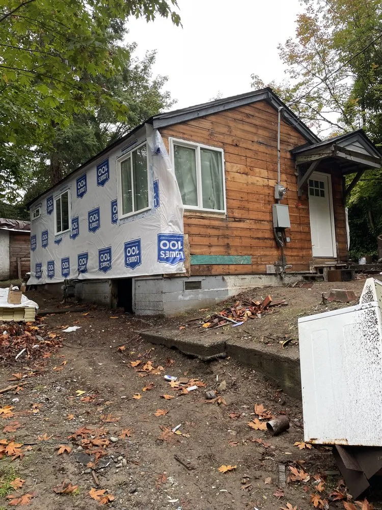 Slide of Emerald NW Construction