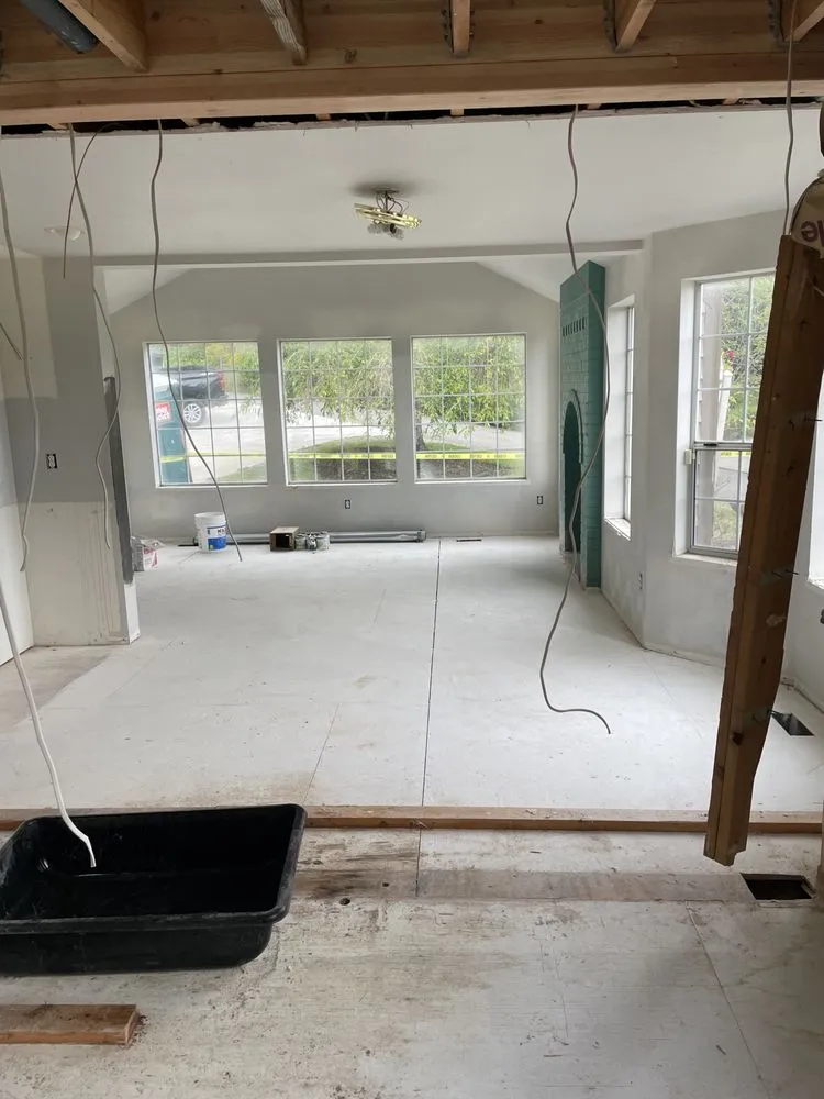 Slide of Emerald NW Construction