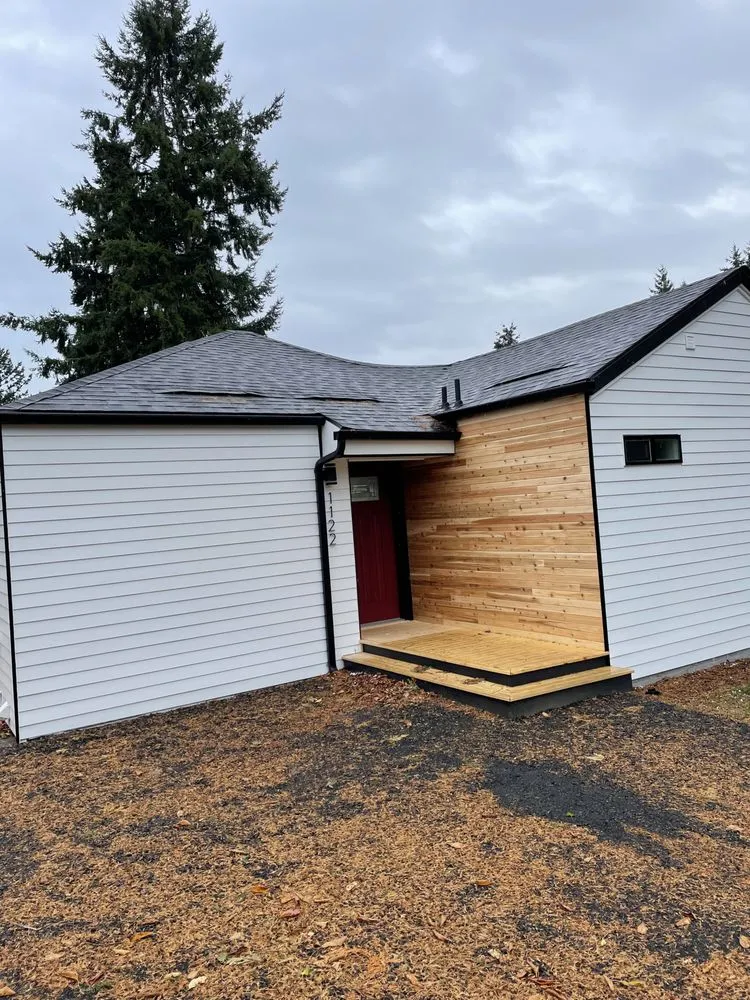 Slide of Emerald NW Construction