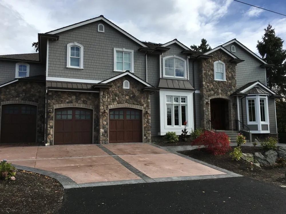 Slide of Emerald State