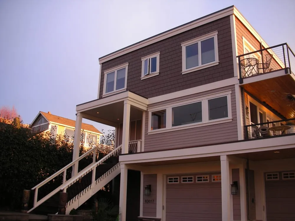 Slide of Emerald State