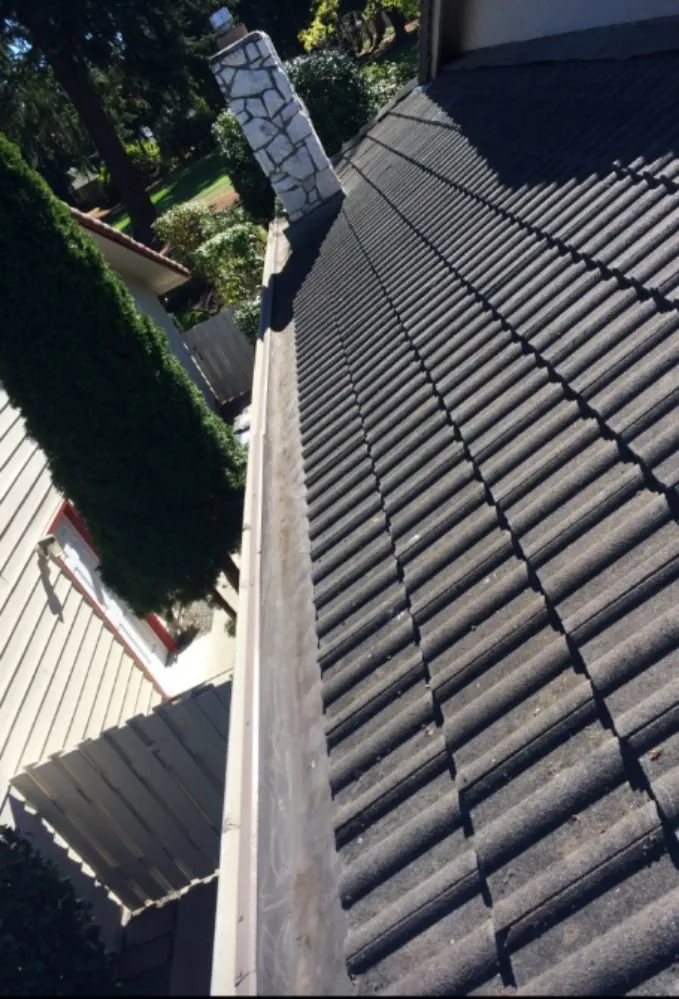 Slide of Emerald Tile Roofing