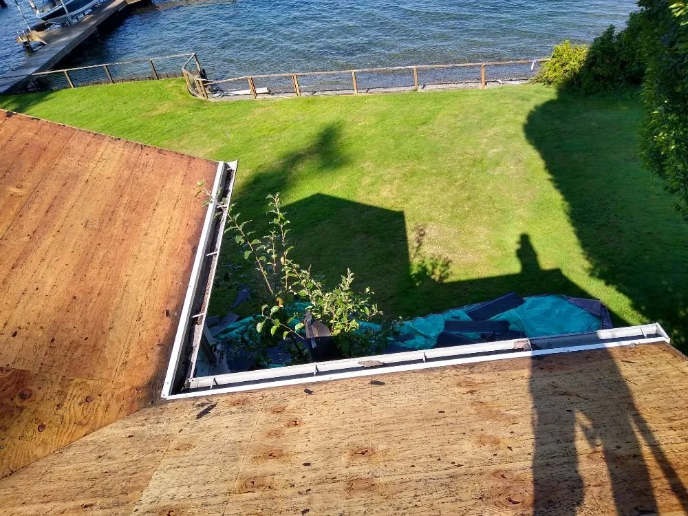 Slide of Emerald Tile Roofing