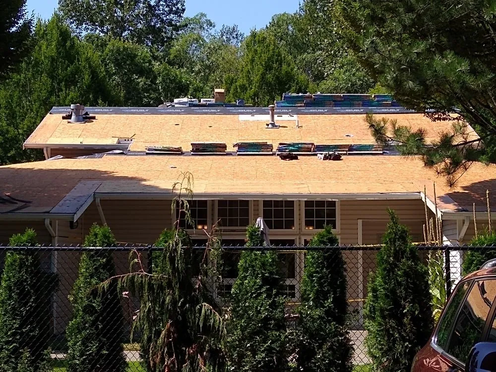 Slide of Emerald Tile Roofing