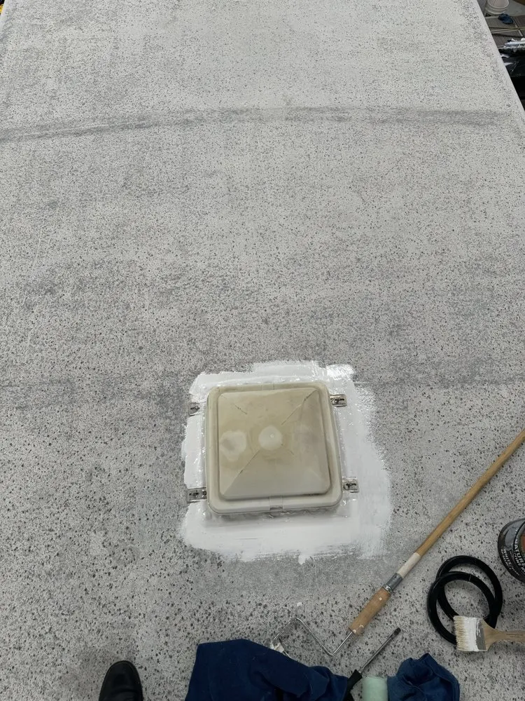 Slide of Emergency Mobile RV Repair & Service