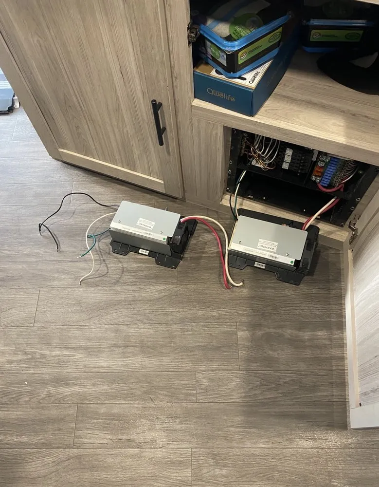 Slide of Emergency Mobile RV Repair & Service