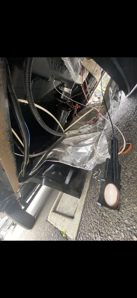 Slide of Emergency Mobile RV Repair & Service