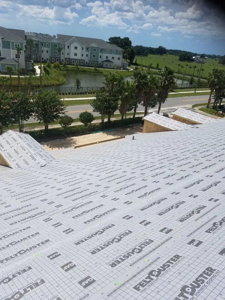 Slide of Emergency roofing and repair