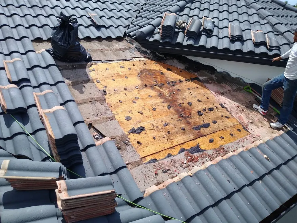 Slide of Emergency Roofing