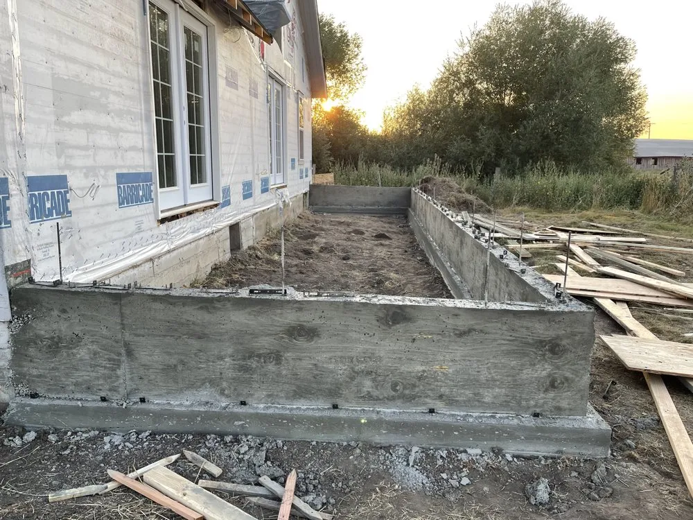 Slide of Emersons General Contractors