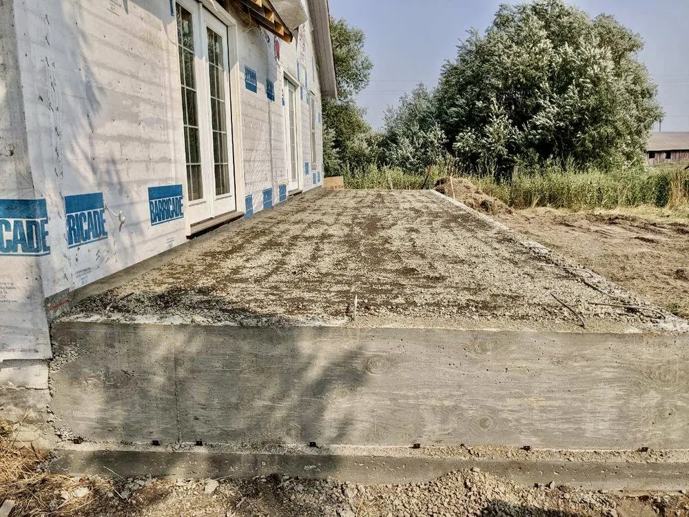 Slide of Emersons General Contractors