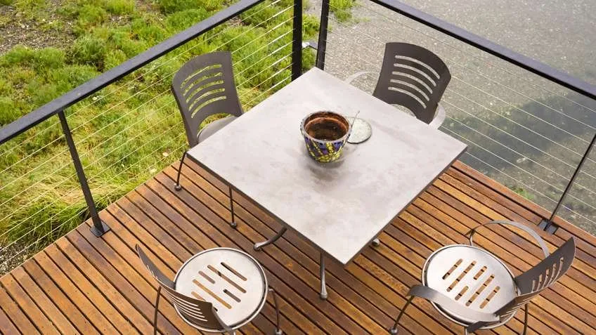 Slide of Emery Construction