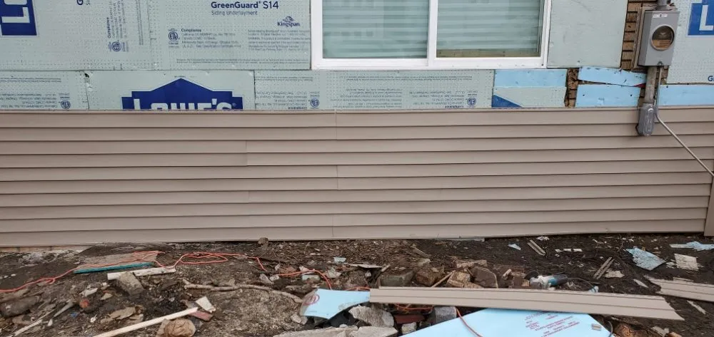 Slide of Emilio Roofing and Masonry