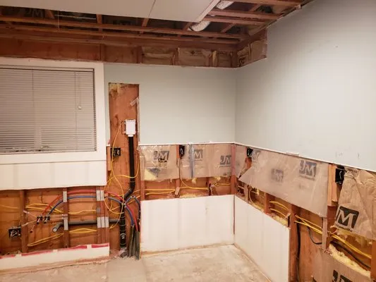 Emmanuel Home Service Logo