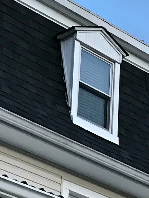 Slide of Emmons Roofing & Siding