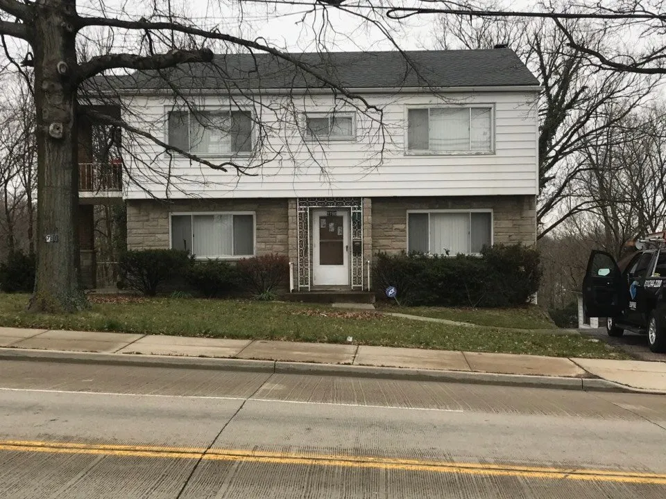 Slide of Empire Contractors