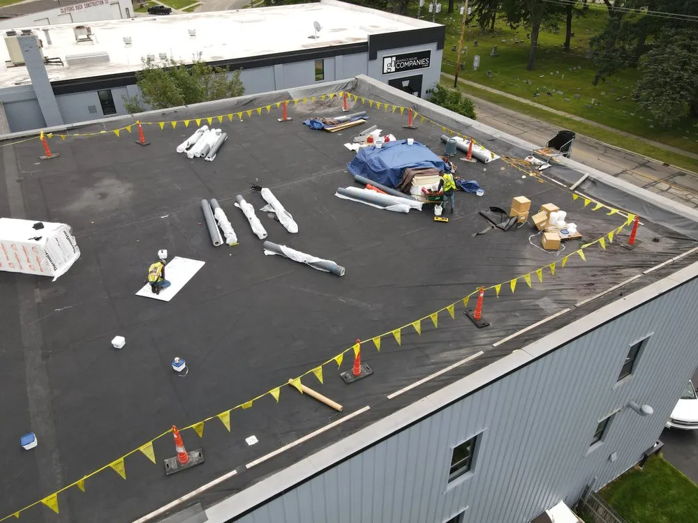 Emergency roof repair experts serving Shelby, MI - Empire Contractors