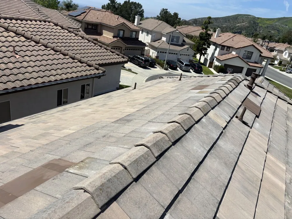 Slide of Empire Energy Roofing