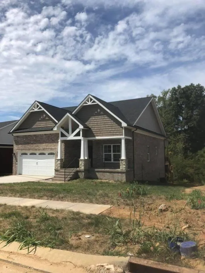 Slide of Empire Home Improvement