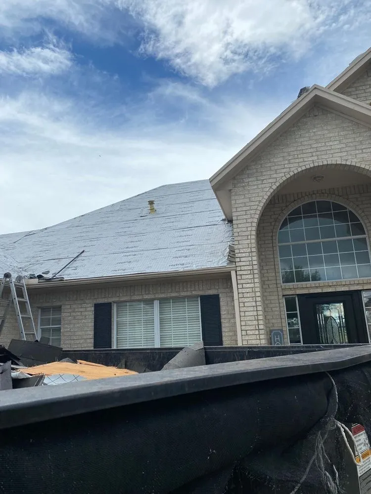 Slide of Empresa De Roofing De Jorge