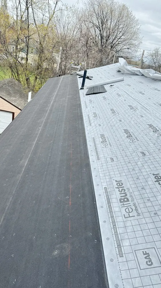 Slide of Emy Exteriors