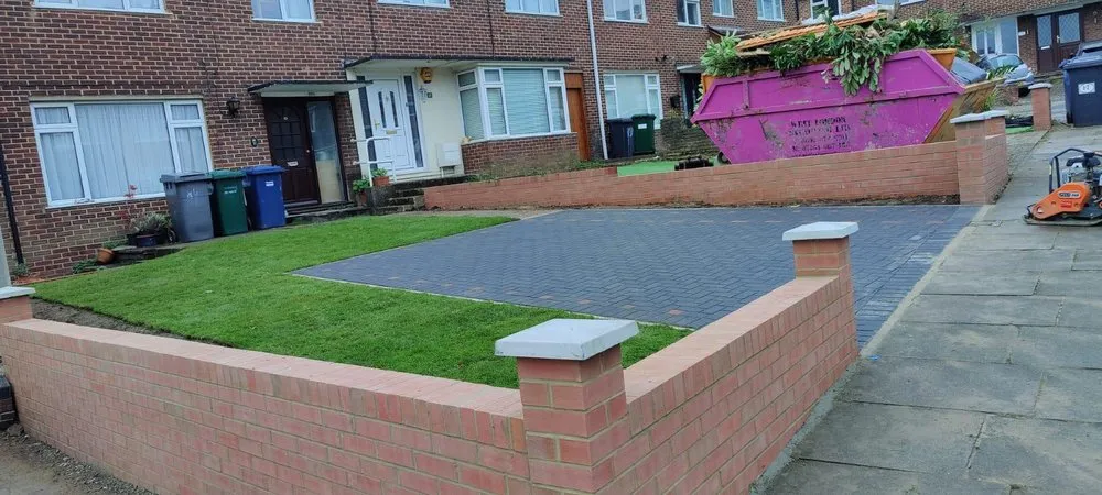 Slide of En Proper Construction