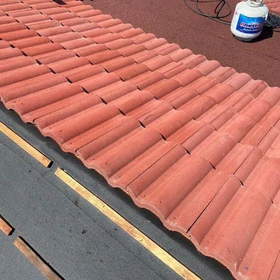 Slide of Ena Roofing