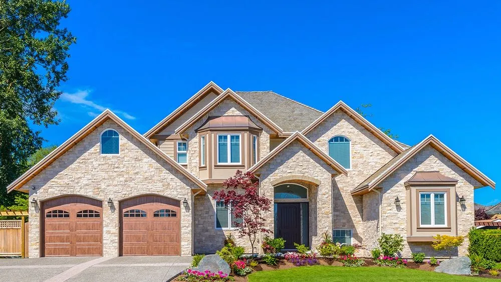 Slide of Encore Roofing