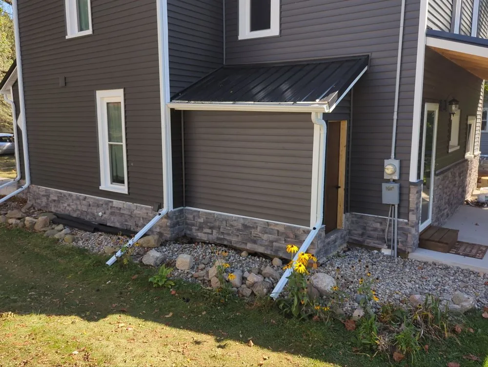 Top-rated roof repair in Riverdale, MI by Energy Plus Home Improvements