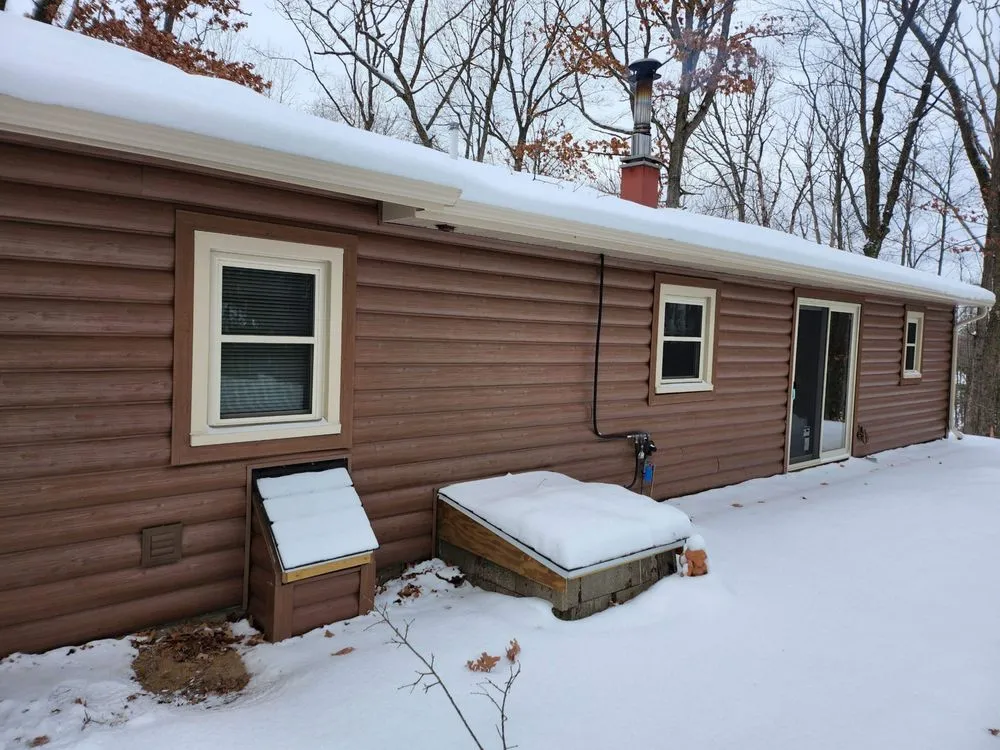 Top-rated roof leak repair in Riverdale, MI - Energy Plus Home Improvements