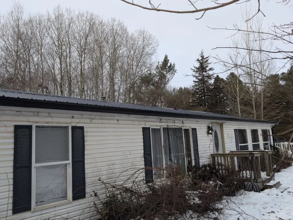 Professional flat roof repair in Riverdale, MI by Energy Plus Home Improvements