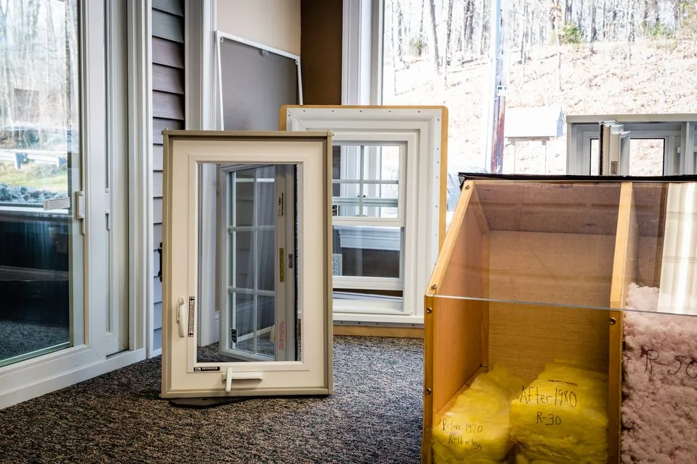 Slide of Energy Savers Of America