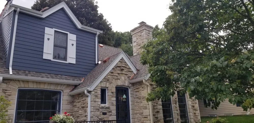 Slide of Engler Roofing & Siding